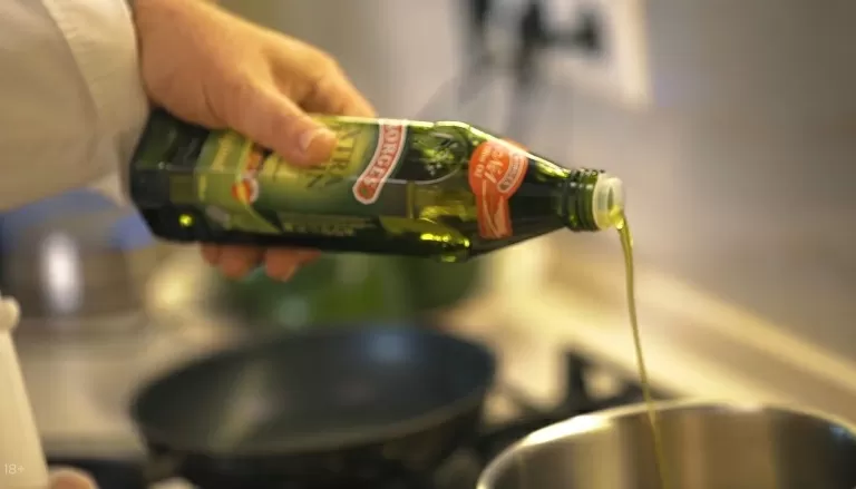 Тыквеннный крем-суп с креветками - рецепт от Константина Ивлева