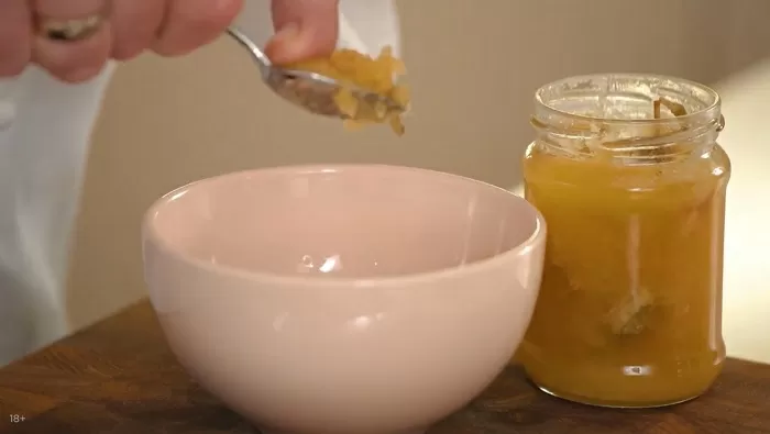 Морской гребешок с черной икрой - рецепт от Константина Ивлева