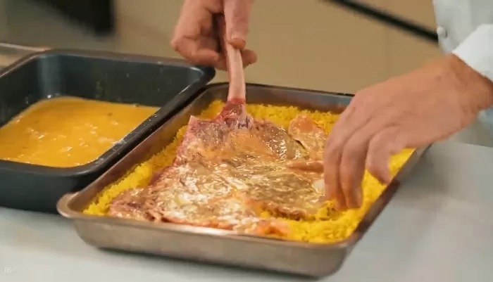 Шницель на кости - рецепт от Константина Ивлева