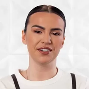 Анастасия Гвоздецкая — , участник шоу «Молодые ножи» с Ивлевым Анастасия Гвоздецкая — участник шоу «Молодые ножи» с Ивлевым