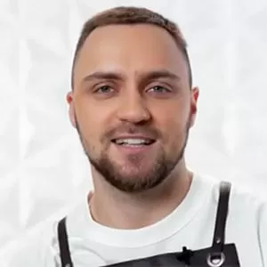 Андрей Виноградов — , участник шоу «Молодые ножи» с Ивлевым Андрей Виноградов — участник шоу «Молодые ножи» с Ивлевым