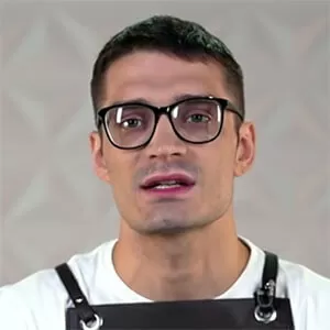 Борис Васюков — , участник шоу «Молодые ножи» с Ивлевым Борис Васюков — участник шоу «Молодые ножи» с Ивлевым