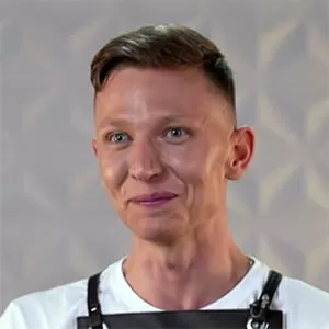 Артем Ефремов — , участник шоу «Молодые ножи» с Ивлевым Артем Ефремов — участник шоу «Молодые ножи» с Ивлевым