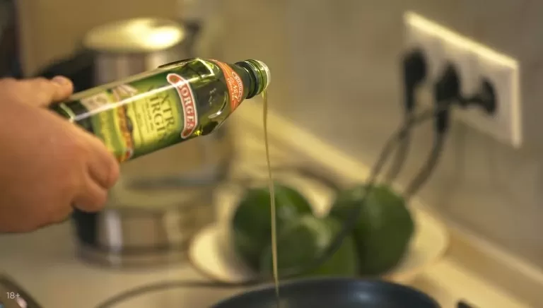 Тыквеннный крем-суп с креветками - рецепт от Константина Ивлева