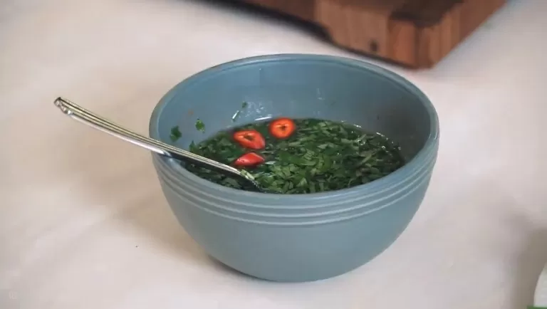 Паназиатский салат из копченой курицы - рецепт от Константина Ивлева