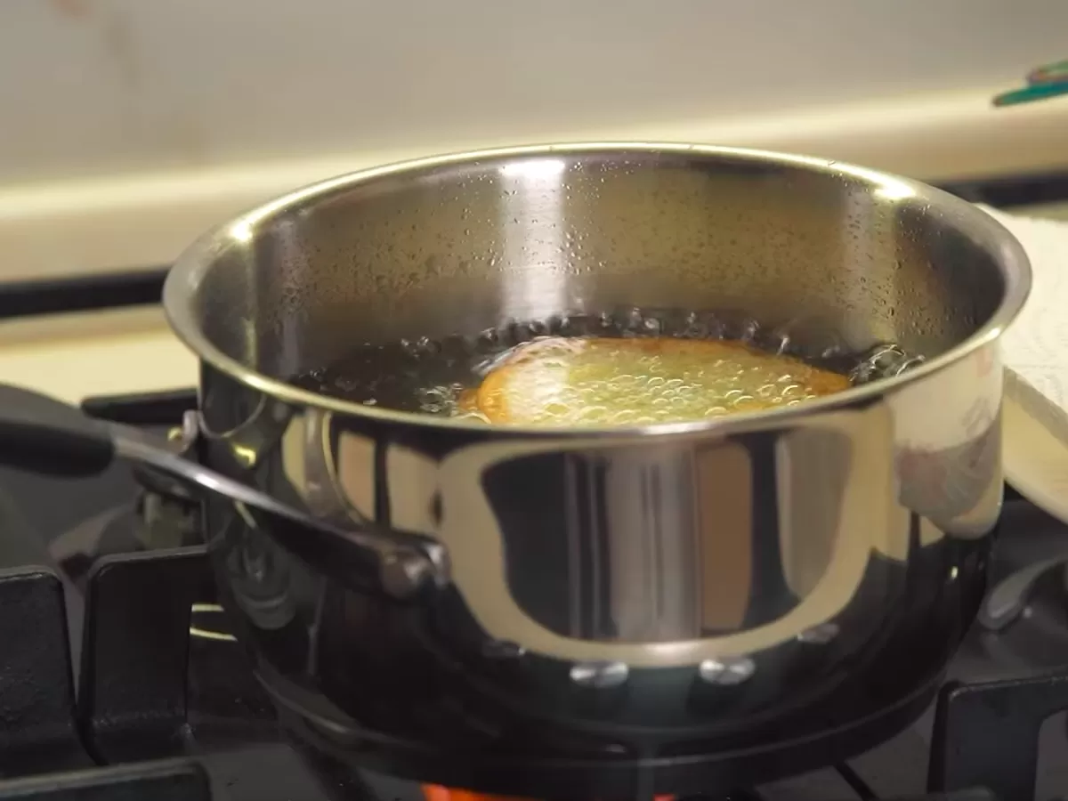 Картофельно-трюфельные чипсы с зеленью - рецепт от Константина Ивлева