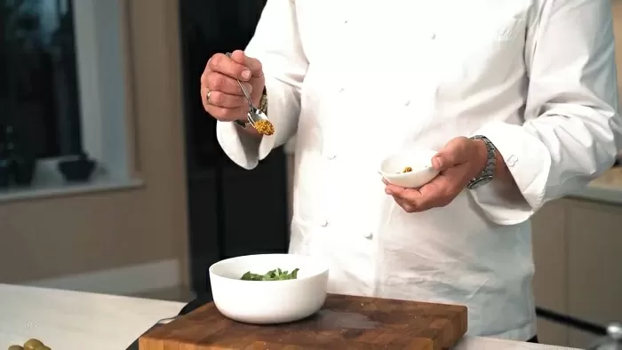 Тартар из креветок - рецепт от Константина Ивлева