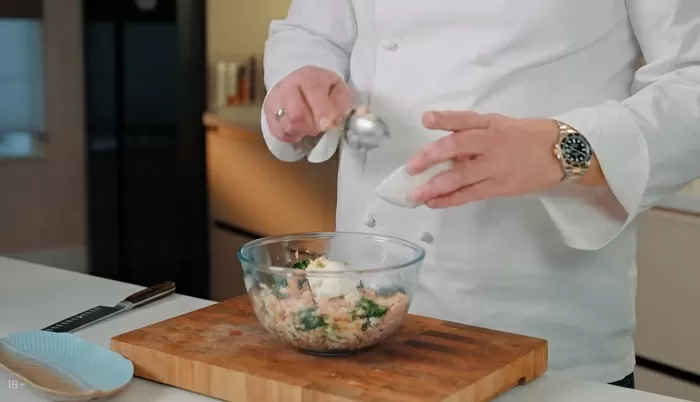 Хрустящие пирожки из лаваша - рецепт от Константина Ивлева