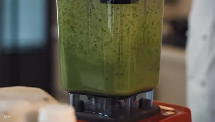 Креветки в сливочно-соевом соусе - рецепт от Константина Ивлева