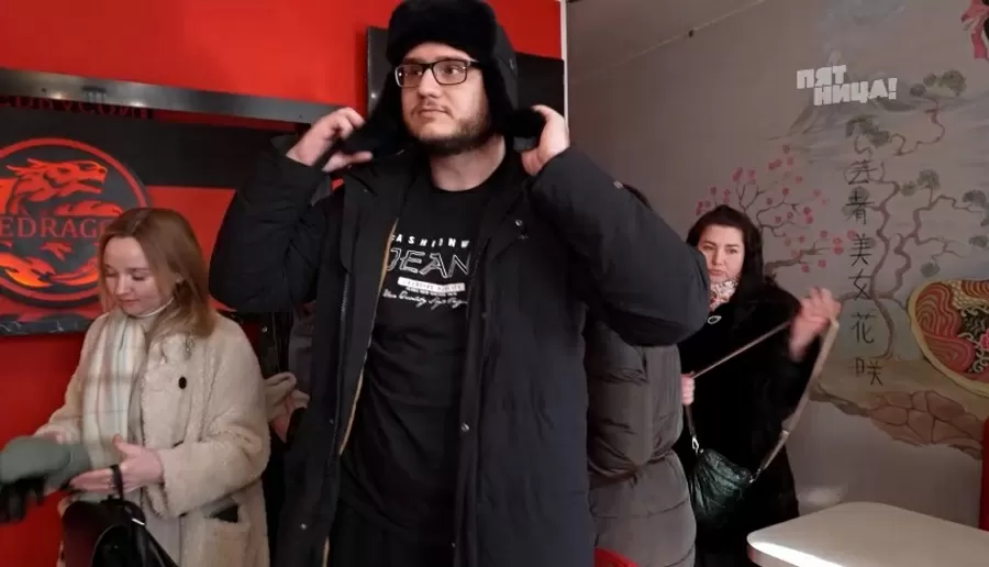 Справилось ли заведение Красный дракон с полной посадкой?