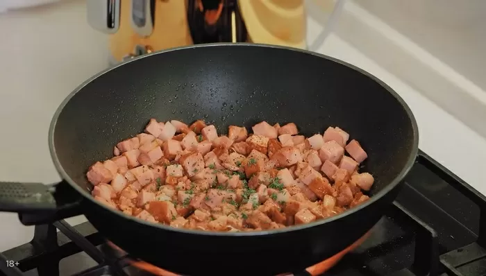 Картофельная запеканка с двойным сыром - рецепт от Константина Ивлева
