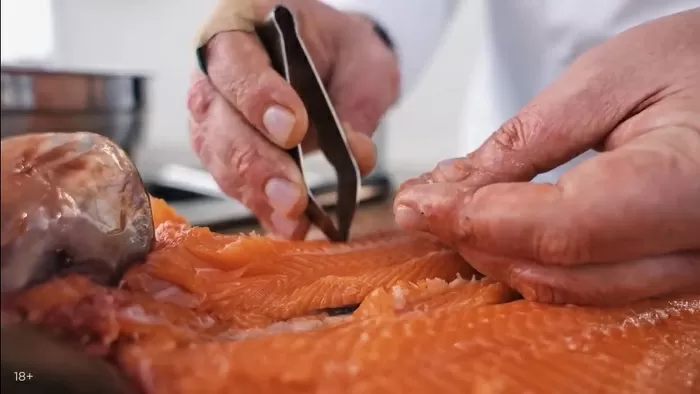 Копченая форель - рецепт от Константина Ивлева