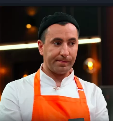 Саргис Баликян — Повар, участник шоу «Полная посадка» с Ивлевым Саргис Баликян — участник шоу «Полная посадка» с Ивлевым