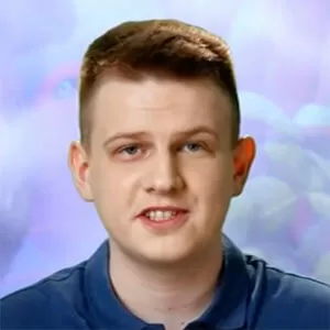 Степан Золотов — , участник шоу «Молодые ножи» с Ивлевым Степан Золотов — участник шоу «Молодые ножи» с Ивлевым