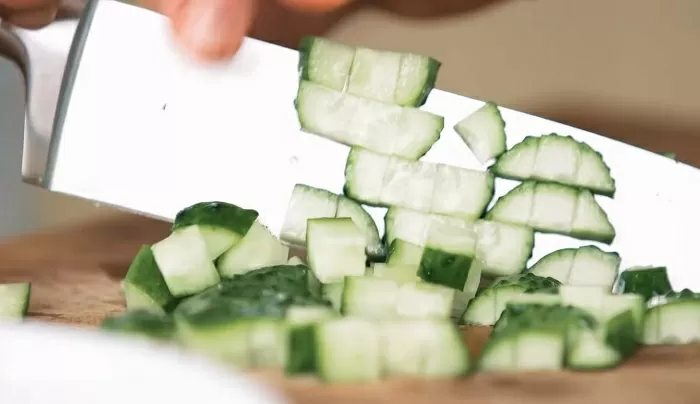Салат из свежих овощей и курицы - рецепт от Константина Ивлева