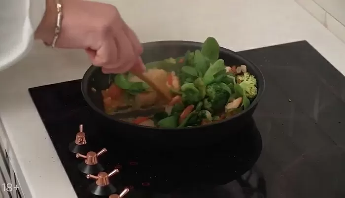 Рагу из морепродуктов - рецепт от Константина Ивлева