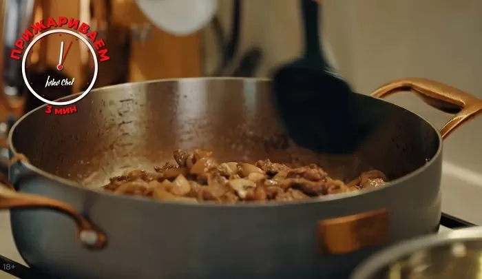 Бефстроганов в дачном стиле - рецепт от Константина Ивлева