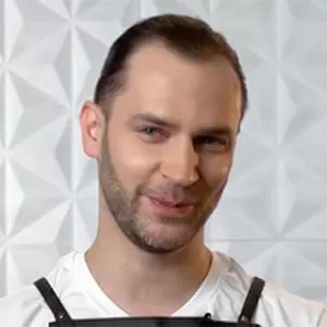 Алексей Борщевский — , участник шоу «Молодые ножи» с Ивлевым Алексей Борщевский — участник шоу «Молодые ножи» с Ивлевым