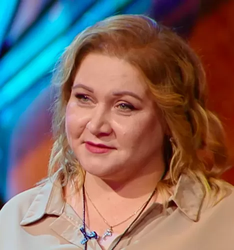 Оксана Дьячкова — Риелтор, участник шоу «Битва шефов» с Ивлевым Оксана Дьячкова — участник шоу «Битва шефов» с Ивлевым