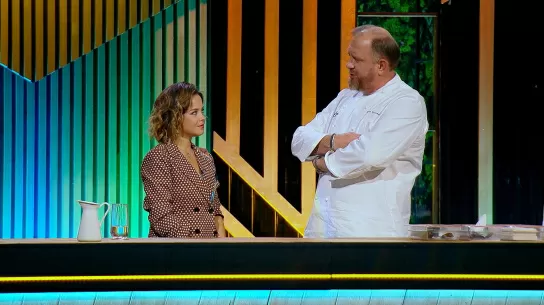 Молодые ножи  1 сезон 6 серия