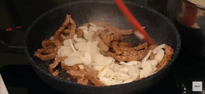 Бефстроганов - рецепт от Константина Ивлева