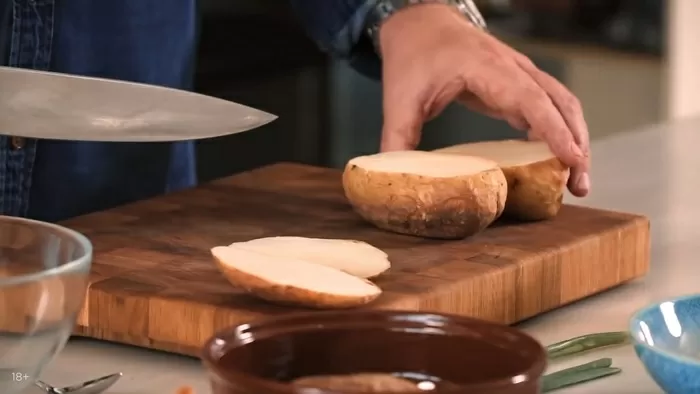 Картошка с фасолью - рецепт от Константина Ивлева