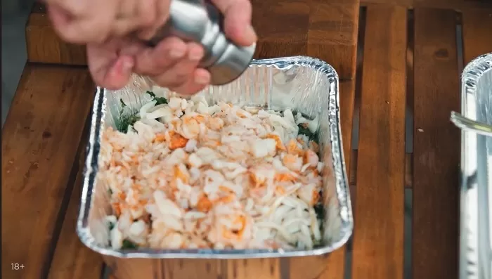 Шаурма с креветками и кальмарами - рецепт от Константина Ивлева