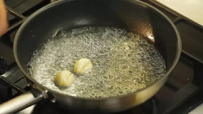 Запеченное мясо с сыром и шпинатом - рецепт от Константина Ивлева