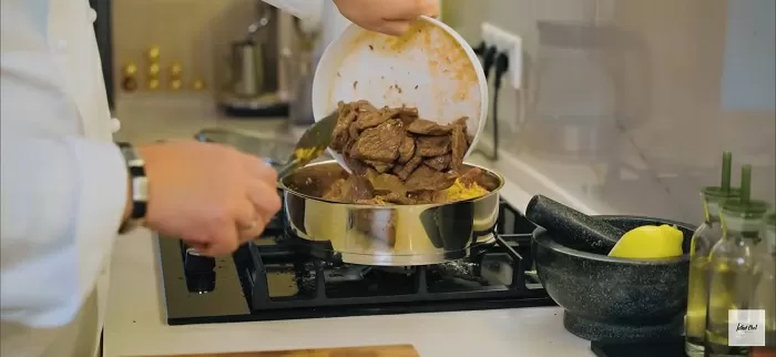 Бигос из мяса и капусты - рецепт от Константина Ивлева