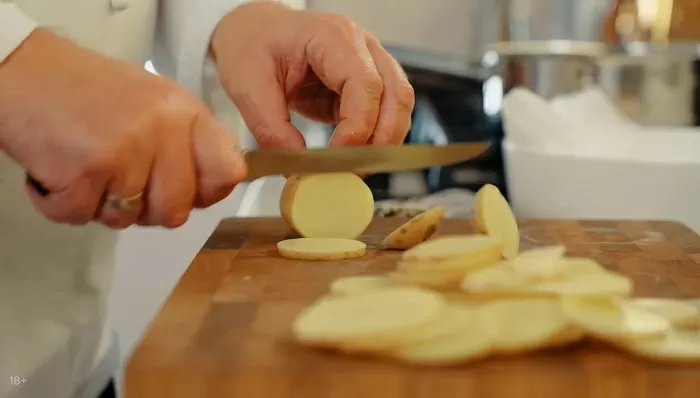 Бефстроганов в дачном стиле - рецепт от Константина Ивлева