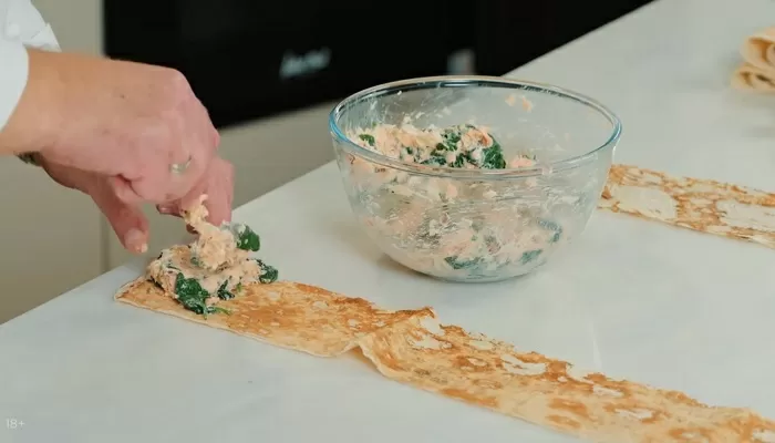 Хрустящие пирожки из лаваша - рецепт от Константина Ивлева