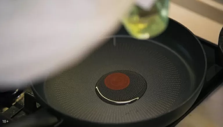 Куриные зразы с грибами и сыром - рецепт от Константина Ивлева