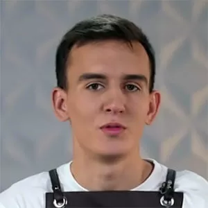 Вадим Жмыря — , участник шоу «Молодые ножи» с Ивлевым Вадим Жмыря — участник шоу «Молодые ножи» с Ивлевым