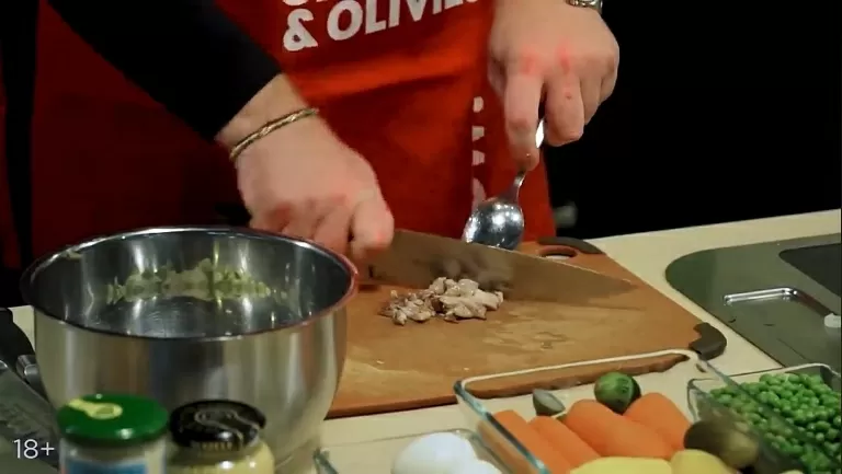 Оливье - рецепт от Константина Ивлева