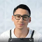 Кирилл Коростелёв — , участник шоу «Молодые ножи» с Ивлевым Кирилл Коростелёв — участник шоу «Молодые ножи» с Ивлевым