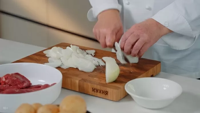 Бефстроганов в дачном стиле - рецепт от Константина Ивлева