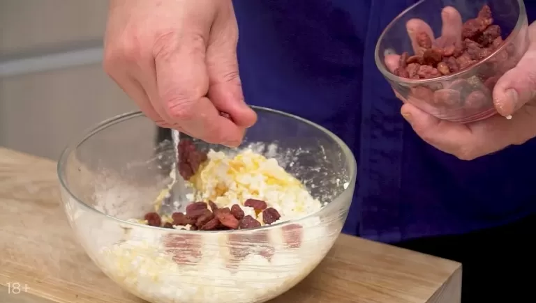 Творожная запеканка - рецепт от Константина Ивлева