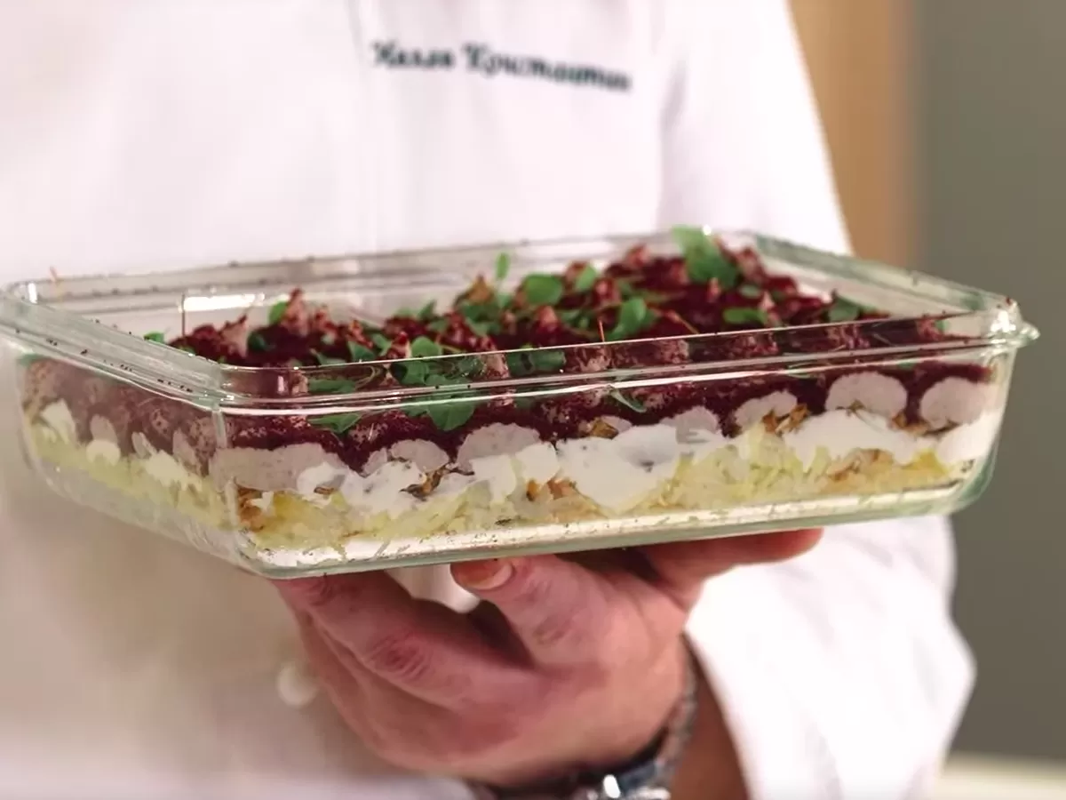 Сельдь под шубой в новом стиле - рецепт от Константина Ивлева