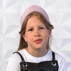 Лилия Крылова — участник шоу  «Молодые ножи» с Ивлевым