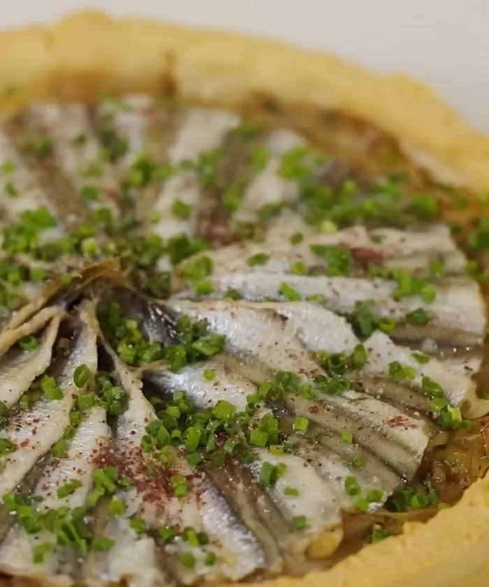 Пирог с мойвой - рецепт от Константина Ивлева