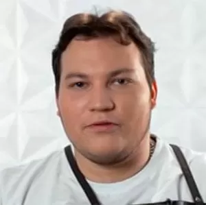 Павел Никонов — , участник шоу «Молодые ножи» с Ивлевым Павел Никонов — участник шоу «Молодые ножи» с Ивлевым