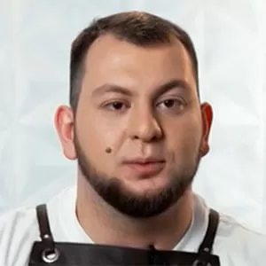 Лаша Габелаиа — , участник шоу «Молодые ножи» с Ивлевым Лаша Габелаиа — участник шоу «Молодые ножи» с Ивлевым