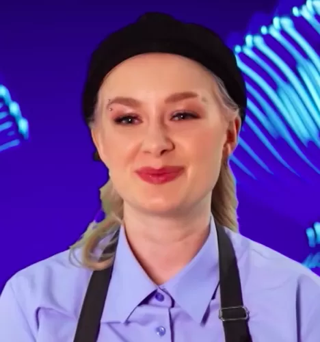 Валерия Кобылянская — Повар холодного цеха, участник шоу «Полная посадка» с Ивлевым Валерия Кобылянская — участник шоу «Полная посадка» с Ивлевым