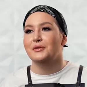 Ксения Баксаляр — , участник шоу «Молодые ножи» с Ивлевым Ксения Баксаляр — участник шоу «Молодые ножи» с Ивлевым