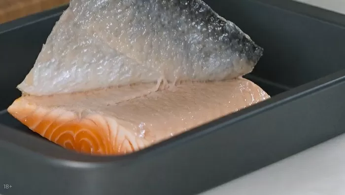 Лосось с цукини и песто - рецепт от Константина Ивлева