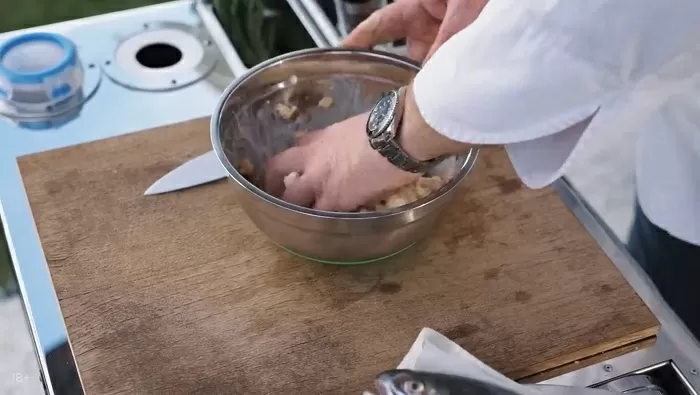 Копченая форель - рецепт от Константина Ивлева