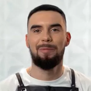 Константин Фомин — , участник шоу «Молодые ножи» с Ивлевым Константин Фомин — участник шоу «Молодые ножи» с Ивлевым