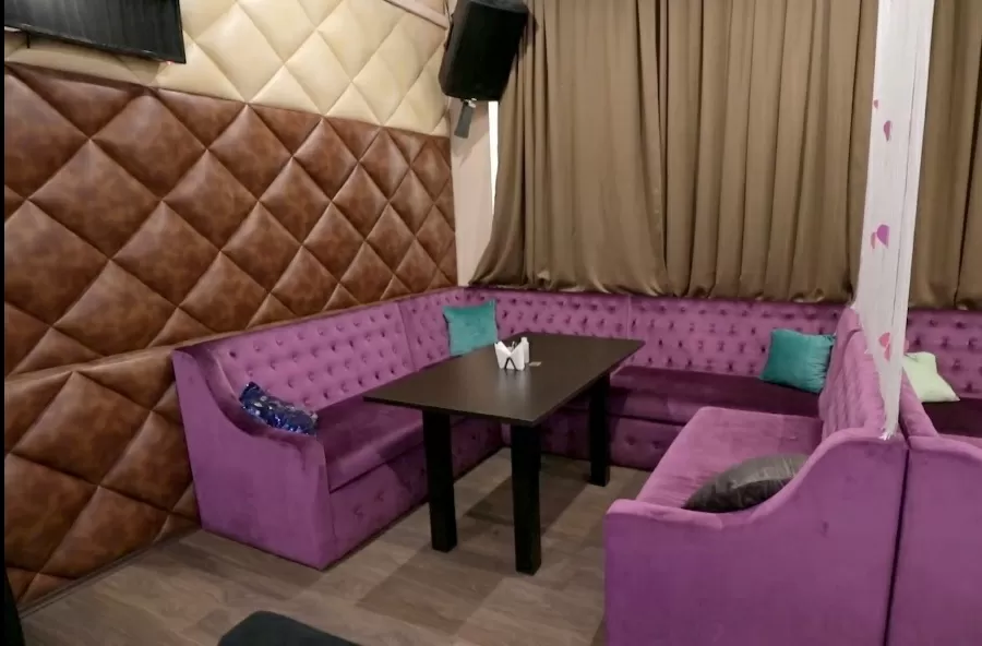 Почему Караоке Б2?