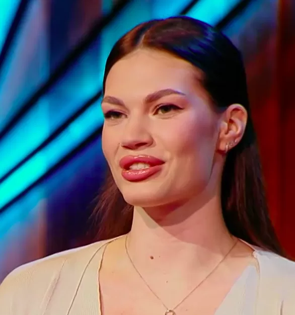 Елена Скорикова