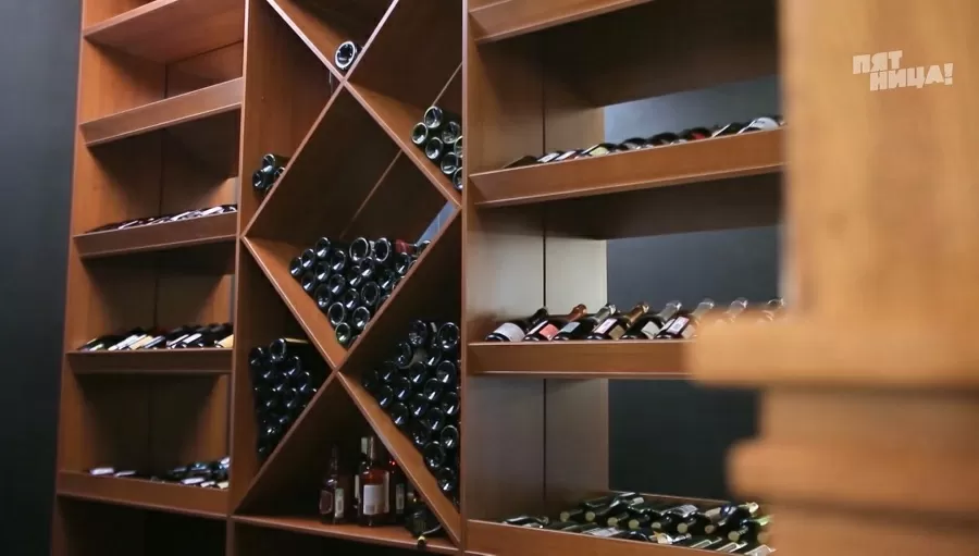 Что стало с Karabas-Barabas, после реконструкции Константина и его команды.